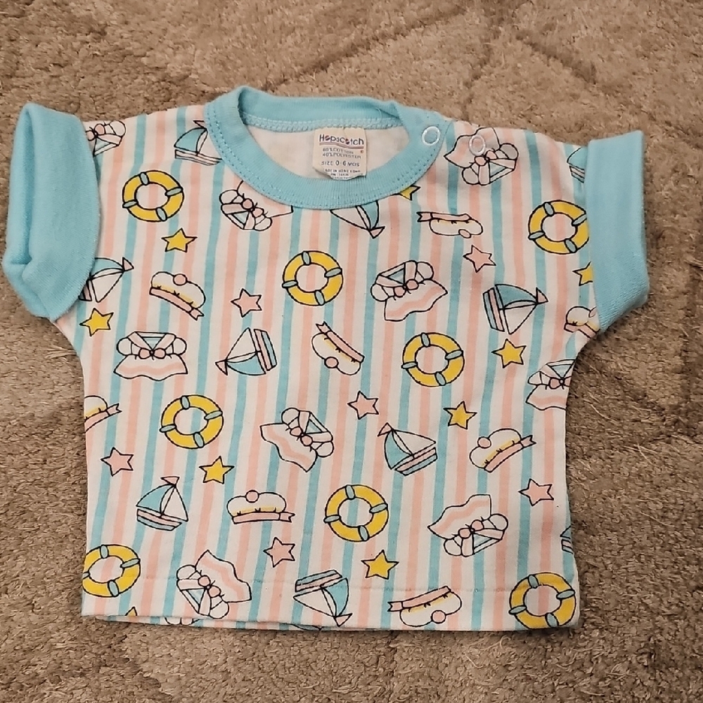 Vintage Nwot Hopscotch Snap Shouldar T-Shirt with Salor Print